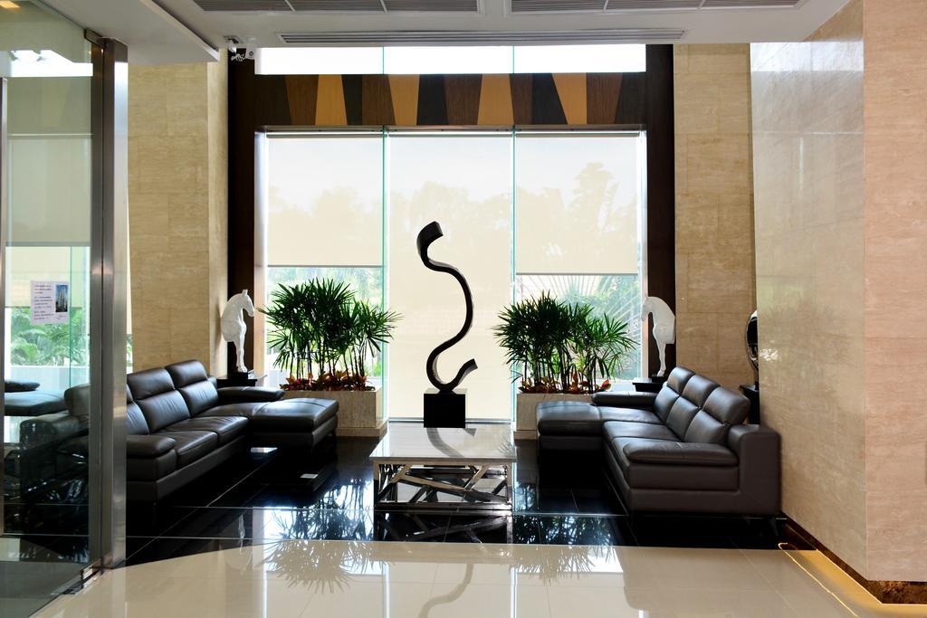 Peak Towers Condominium Pattaya ภายนอก รูปภาพ